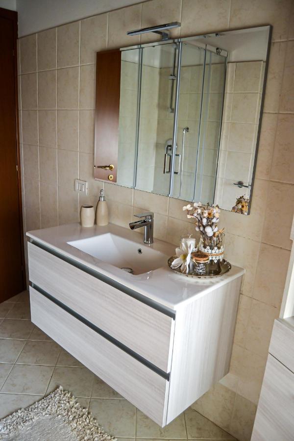 דירות וליג'יו סול מיניציו Casa Vacanze Raggio Di Sole מראה חיצוני תמונה